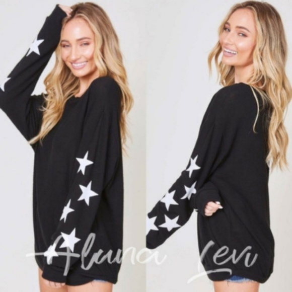 Cozy Black Star Print Long Sleeve Top - Picture 2 of 2
